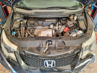 Náhradní díly Honda Civic Tourer 1.6 - 6