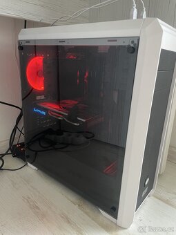Výkonný PC na hry i práci - Ryzen 5 3600, RX 580, 32 GB RAM - 6