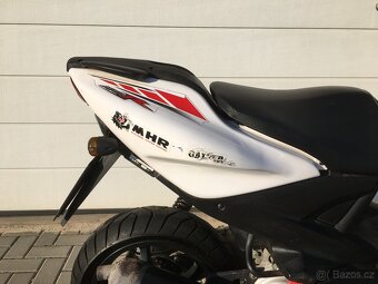 Yamaha aerox 50 R - 6