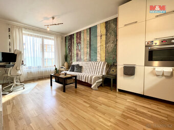 Prodej bytu 2+kk, 48 m², Praha, ul. Jeseniova - 6
