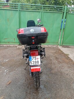 Suzuki DR 650 RSE - 6