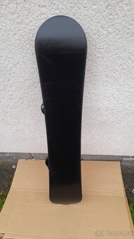 Kvalitní snowboard Factory Flower 150 cm - 6
