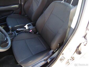 Hyundai I30 1.6 CVVT , 93 kW benzín, 2010 - 6