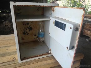 Trezor ASIST ST51BN 35 x 37 x 50cm - 6