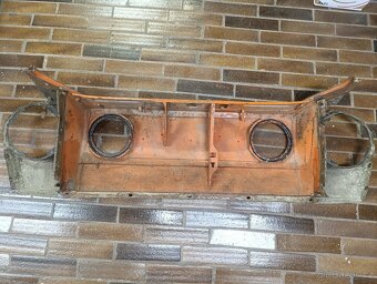 Přední čela Škoda 100 110 - 6