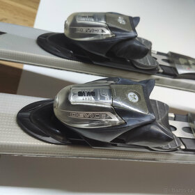 ATOMIC  168 cm carvingové lyže   velmi dobrý stav - 6