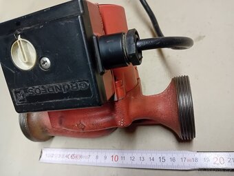 Oběhové čerpadlo GRUNDFOS - 6