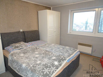 Prodej bytu 3+kk se dvěma balkony, Pardubice - centrum - 6