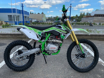 Pitbike MiniRocket PitRock 250ccm 21x18 - 6