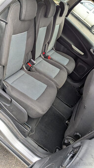 Ford S-Max 103kw r.v.2011 - 6