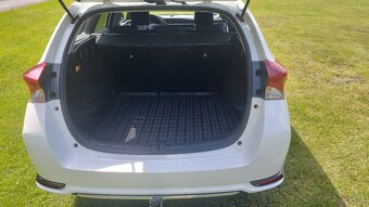 Prodám Toyota Auris kombi - 6