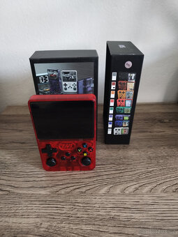 Handheld konzole R36S (verze ArkOS 2.0) +15000 her mix barev - 6