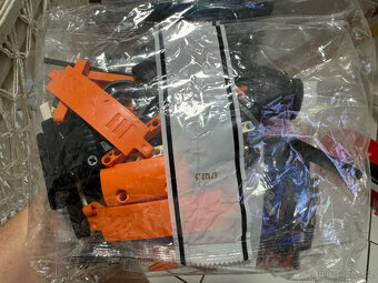 NOVÁ stavebnice závodní auto 478 dílků, délka 24cm - 6