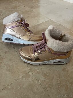 Dívčí zimní obuv Skechers velikost 34 - 6