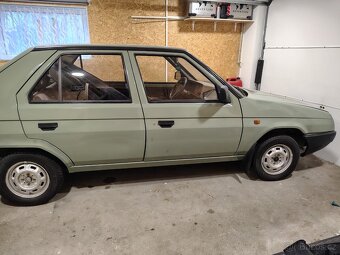 Skoda favorit 135 - 6