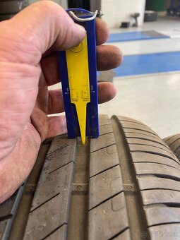 Letní pneu 195/60/15 - 6