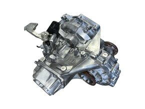 Převodovka 5Q manuál LJL 2.0FSI 80KW VW Caddy 3 - 6
