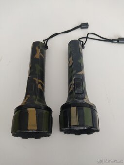 Dvakrát LED ARMY svítilna 4x dioda v top stavu - 6