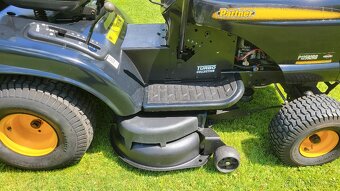 Značkový sekací zahradní traktor Husquarna Partner - 6