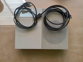 Xbox One S 500 Gb + 3 hry - 6