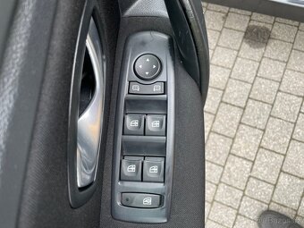 RENAULT LAGUNA 3, 2,0 i 16V, NAJETO POUZE 65000 km - 6