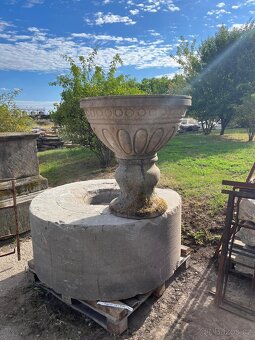 Pískovcová váza - 6