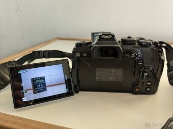 Olympus OM-D E-M1 Mark II + M.ZUIKO 25mm f/1,8+příslušenství - 6
