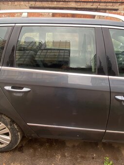 VW Passat B6,r.v.2009,automat ,barva C9C9 - 6
