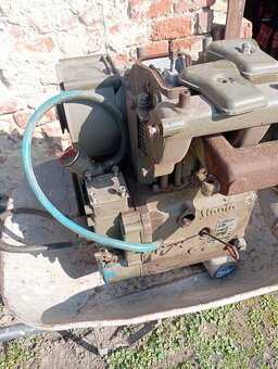 Blok motoru Slavia dvouvalec - 6