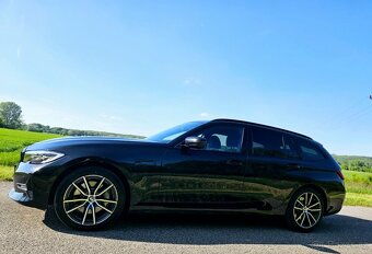BMW 330e Touring - 6
