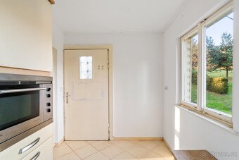 Prodej rodinného domu 99 m2 se zahradou 1397 m2 - 6