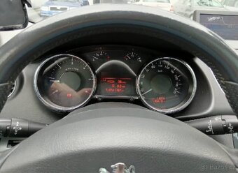 Peugeot 3008 2.0 Blue HDI 110 kw (150 koní) - 6