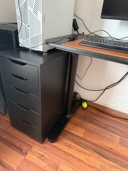 Psací stůl IKEA BEKANT, roh pravý, černý – 110×160 cm - 6