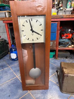 Píchací hodiny matyční hodiny a nástěné hodiny - 6