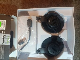 Herni sluchatka JBL quantum 350 - 6
