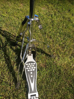 Ruzné potřeby k Bicím. - 6