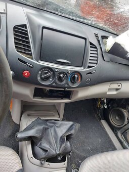 Mitsubishi L200 2,5DiD 100kw - 6