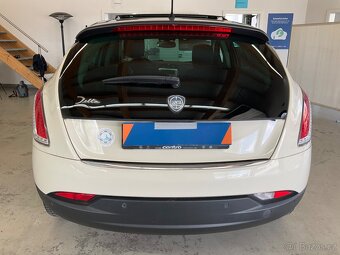 Lancia 1,4 tubo Platino 150 koní - 6