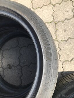 Letní pneu 225/40/18 - 6
