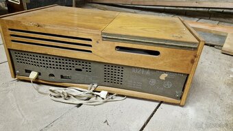 Elektronkové rádio Tesla Opereta 1021A - 6