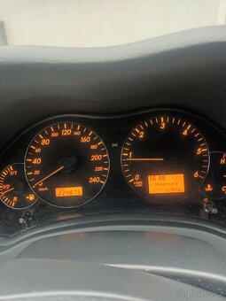 Avensis D-4D 2.0 93kW - 6