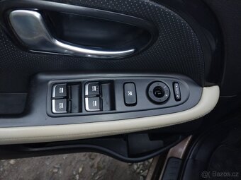 Kia Carenc 1.7 CRDi.100kw-Koup.CR,CEBIE,SERVISKA - 6