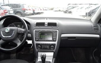 ŠKODA OCTAVIA KOMBI 2011 TDI BEZ KOROZE - 6
