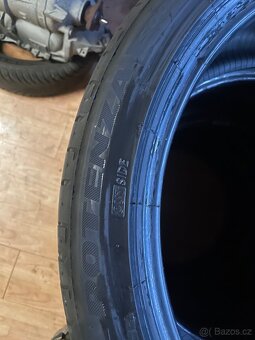 Bridgestone potenza 235/40 R19 - 6