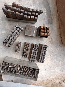 Razidla písmen a číslic made in Czechoslovakia - 6