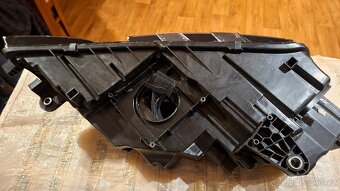 Přední levý světlomet na Škoda Octavia III, FL, rv. 2020 - 6