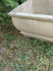 Antický betonový květináč - 6