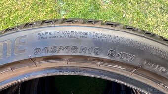 Pneu BRIDGESTONE TURANZA 245/40 R19 - 6