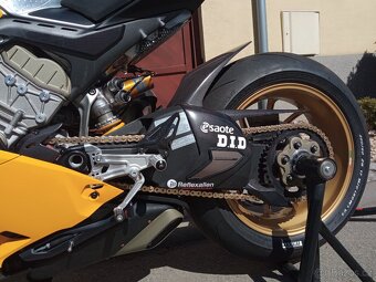 Ducati panigale V4S 2023 Bagnaia replika n°03 - 6