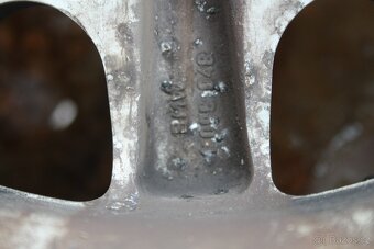 Prodám ALU KOLA BMW R16 - E90 / E91 / E46 / E87 ( 329 ) - 6